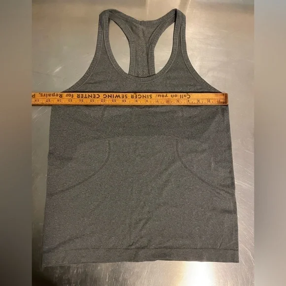 Lululemon - Swiftly Tech Racerback US10 - Picture 7 of 9